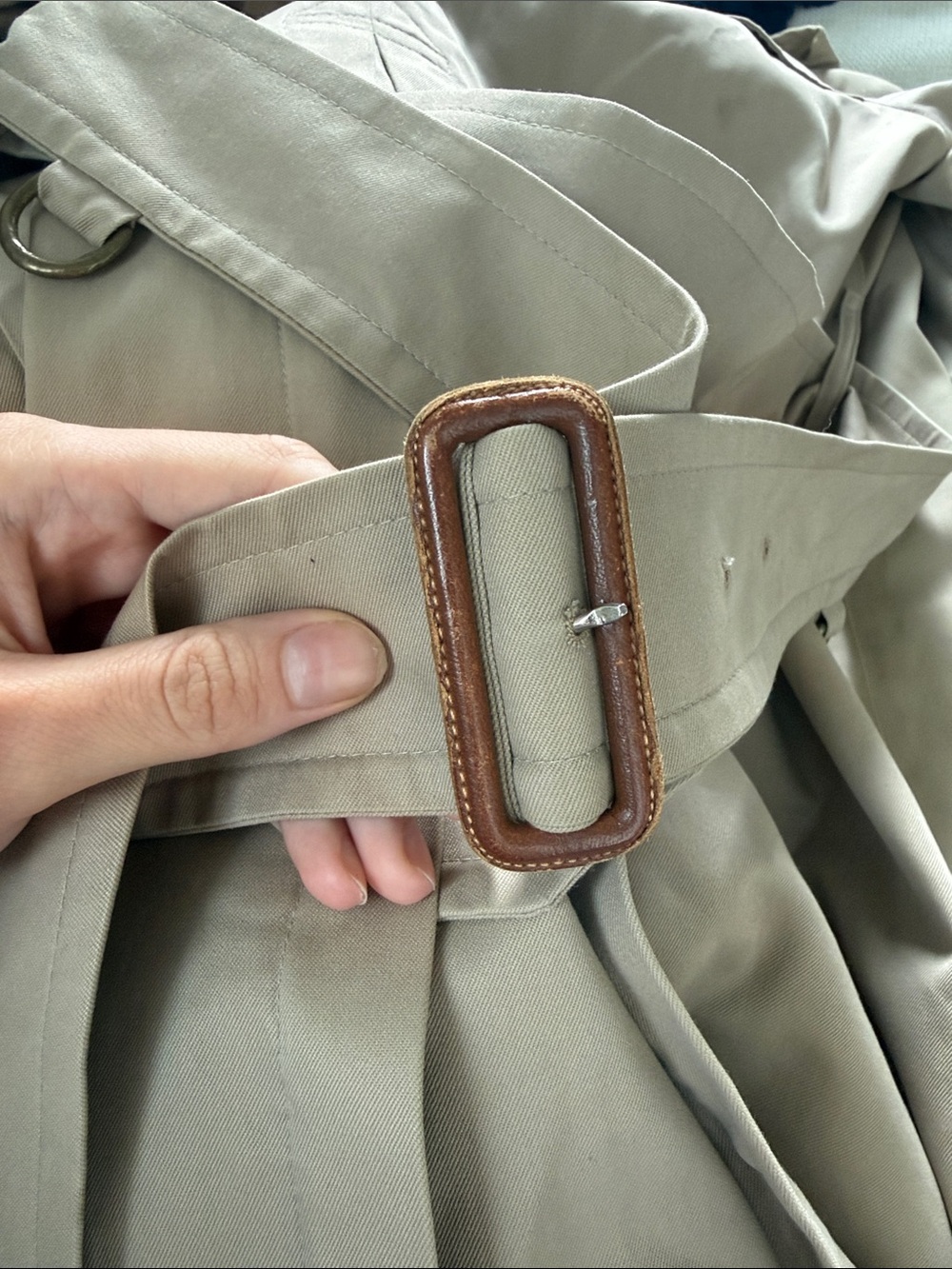 Vintage Burberrys Trench Coat - Picture 5 of 11